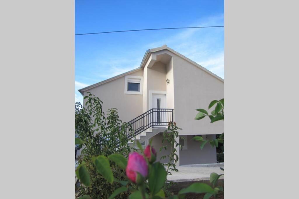 Verita Apartment